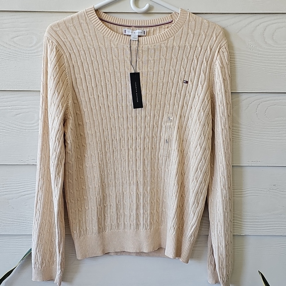 Tommy Hilfiger Cream Cable-Knit Crewneck Sweater with Flag Logo
